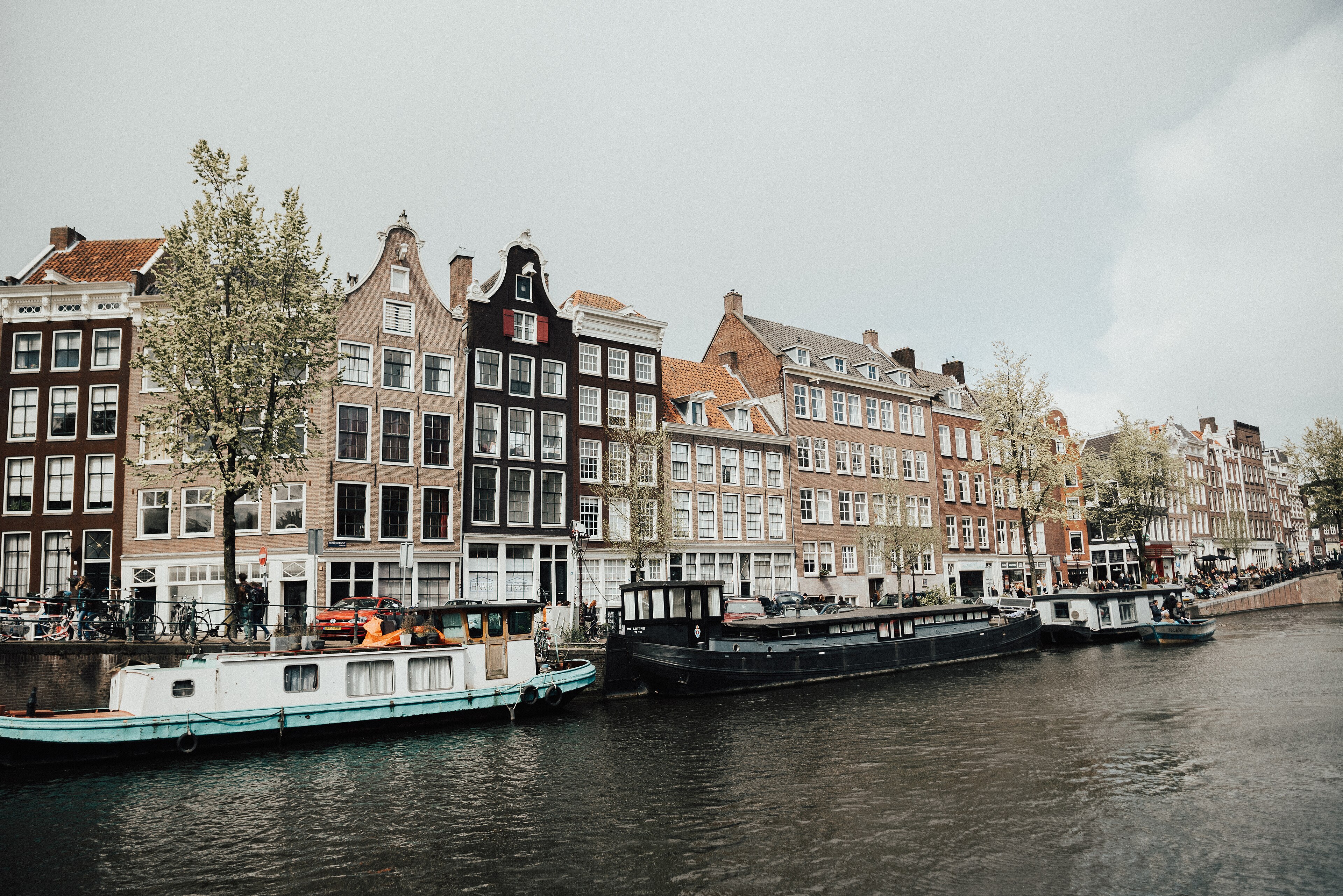 Amsterdam canal houses that require an energy label when sold